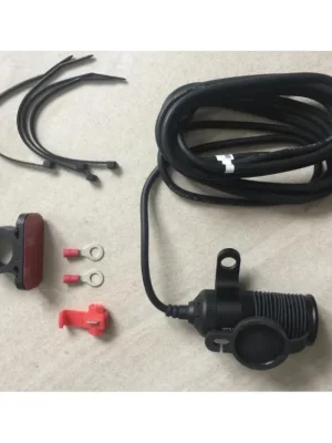 USB dvojzásuvka adaptér k nabíjení mobilů, navigací, interkomů Odeslání Ihned