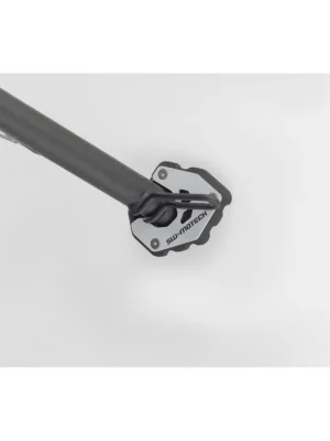 rozšíření stojánku Triumph Trident 660 (24-). Víkendová Akce