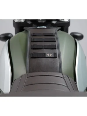 Rychlé Dodání Ducati Scrambler (15-) - popruh SLA na nádrž SW-Motech