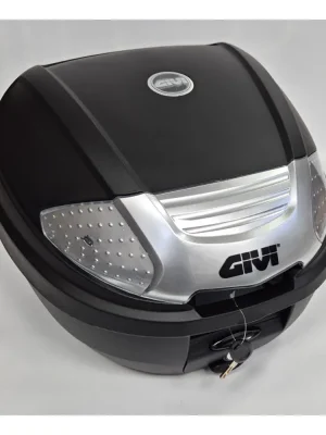 Omezená Nabídka E300NT2B TECH kufr GIVI černý, stříbrné plexi, nové zavírání (Monolock s plotnou), objem 30 ltr.