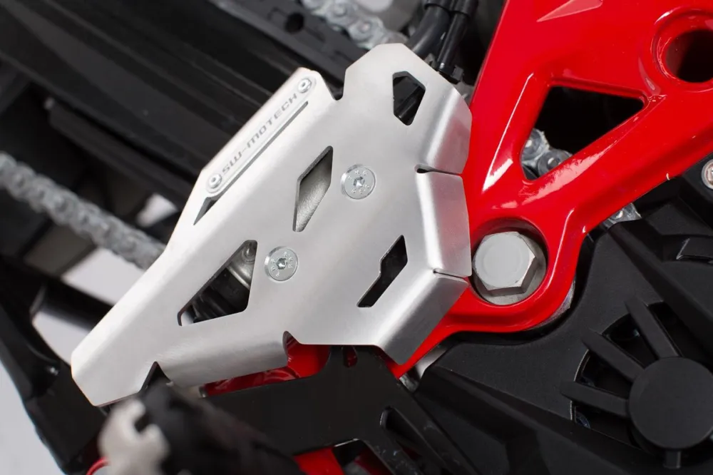 BMW F 650 GS (07-11) - Kryt brzdové pumpy SW-Motech BPS.07.175.10102/S | HZmoto - vše pro motorkáře a jejich stroje Nakupujte Hned
