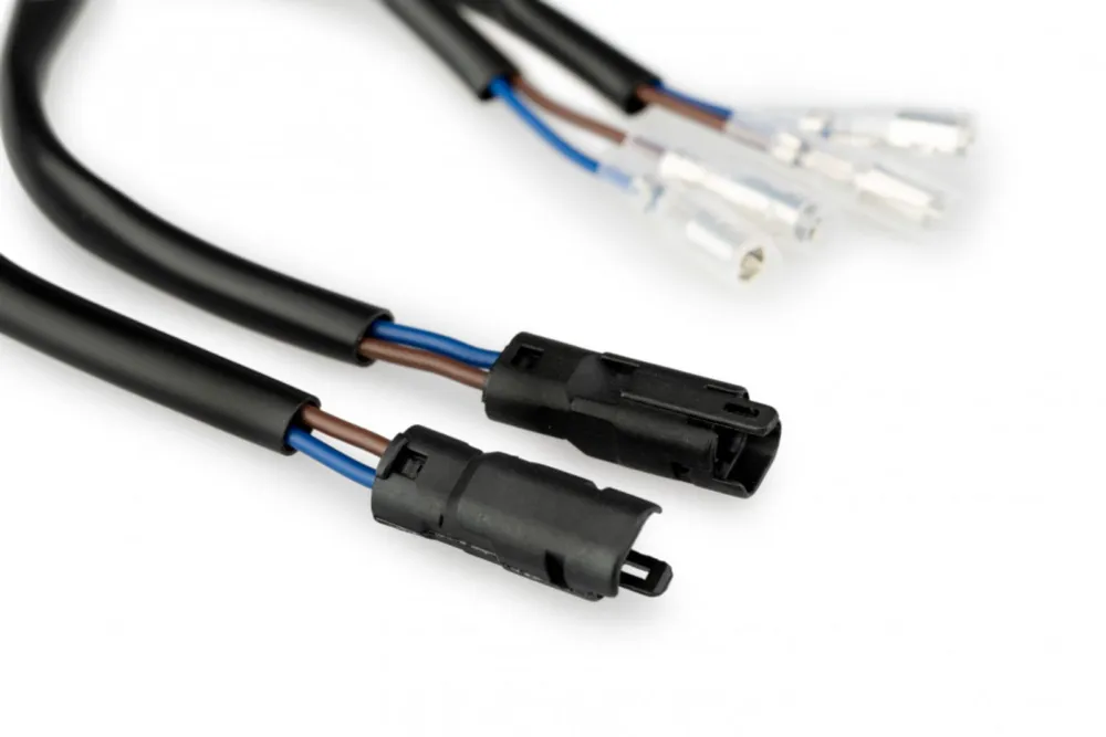 Horká Nabídka Plug&Play wiring kit for turn signals PUIG 22083N černý