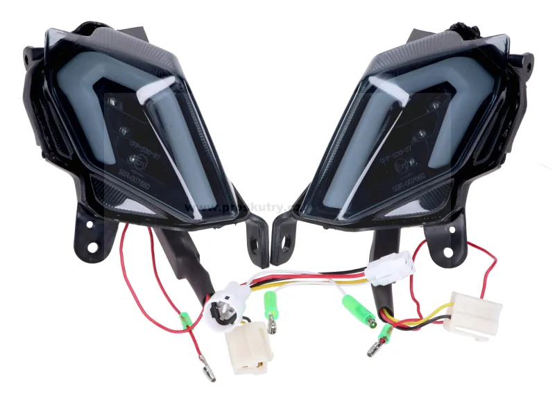 Zadní kouřové blinkry Naraku pro Yamaha T-Max 530 2012-2016 Expresní Doručení